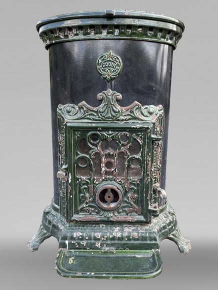 GODIN, Oval cast iron stove, 19th-20th century-0