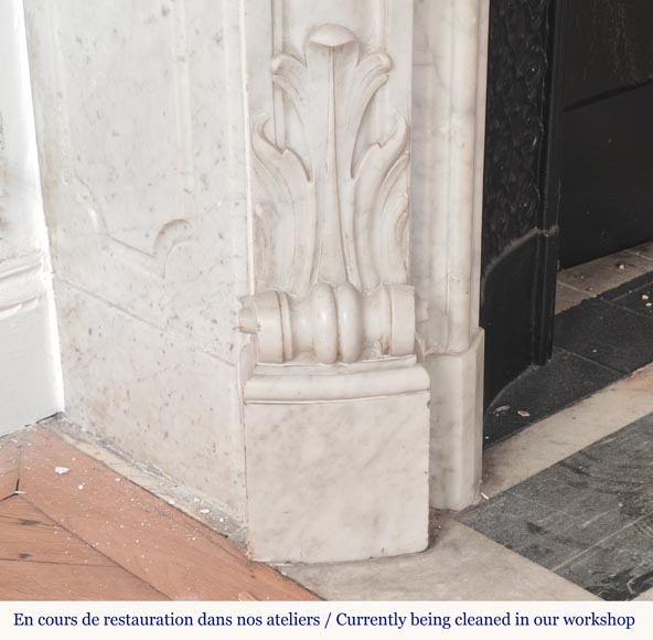 Louis XV style mantel in Carrara marble, adorned with a flowering palmette-6