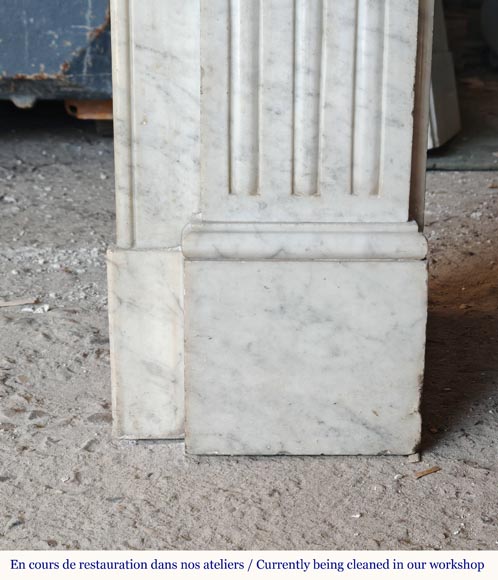 Louis XVI style mantel in Carrara marble adorned with a sunflower flower-7