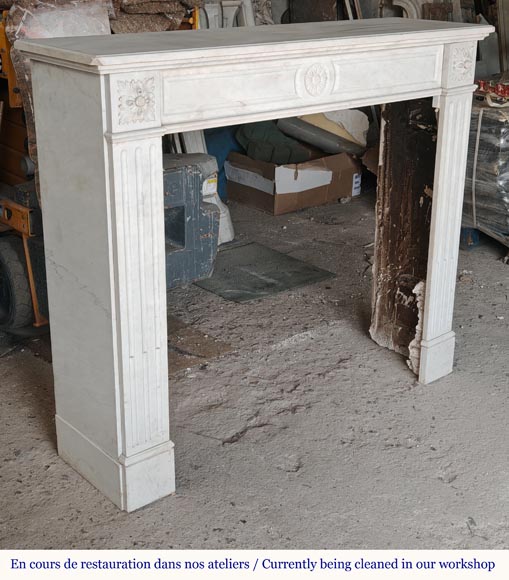 Louis XVI style mantel in half statuary marble adorned with a sunflower-2