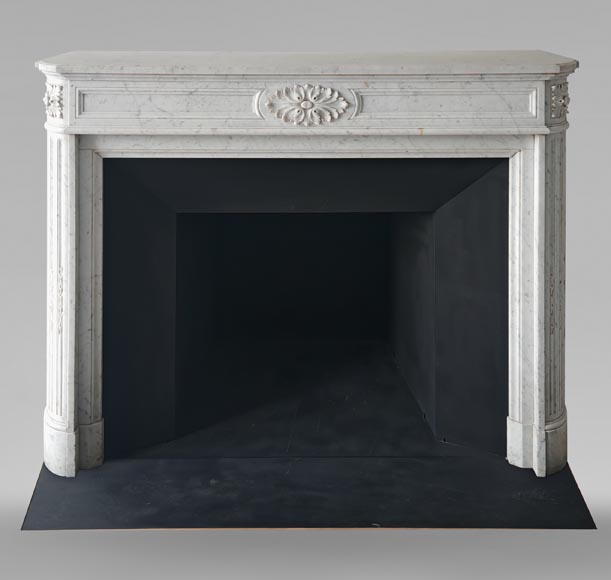 Louis XVI style mantel with rounded corners carved in Carrara marble-0