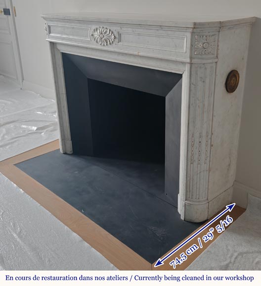 Louis XVI style mantel with rounded corners carved in Carrara marble-6