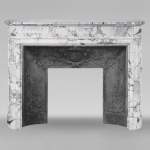 Louis XVI style mantel with rounded corners and fluting in Arabescato marble