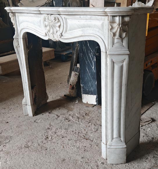 Louis XV style mantel with three shells carved in Carrara marble-6