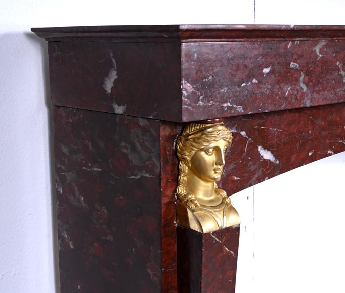 Empire period fireplace in Griotte Red marble, bronzes (attributed to Thomire)-6