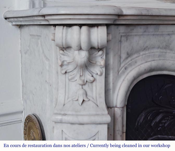 Louis XV style fireplace in Carrara marble decorated with a shell-5