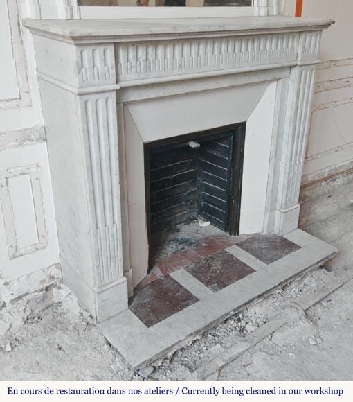 Louis XVI style fireplace in Carrara marble, decorated with rudentée fluting-2