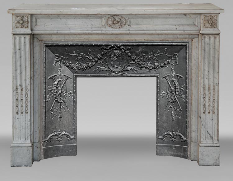 Louis XVI style fireplace in Carrare marble, decorated with floral fluting-0